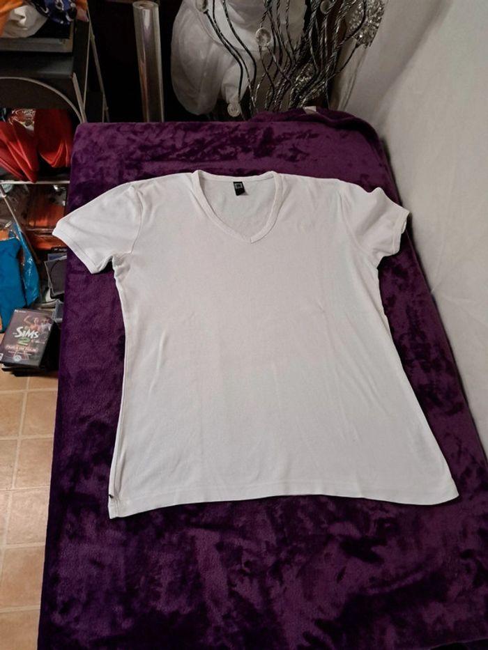 Tee shirt - photo numéro 1