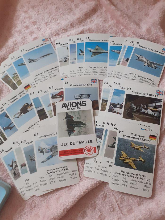 Jeu de familles ACE avions De châsse  . Série technique - photo numéro 1