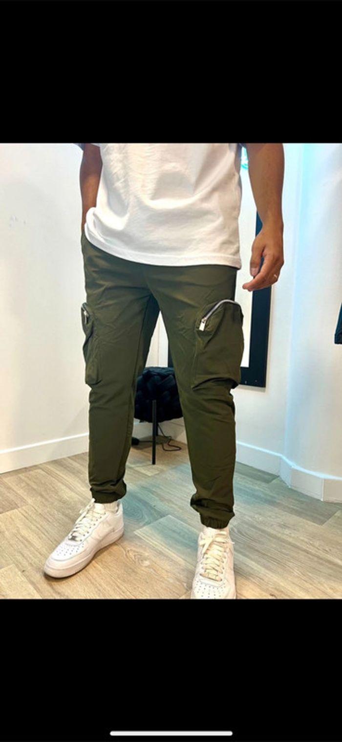 Pantalon cargo