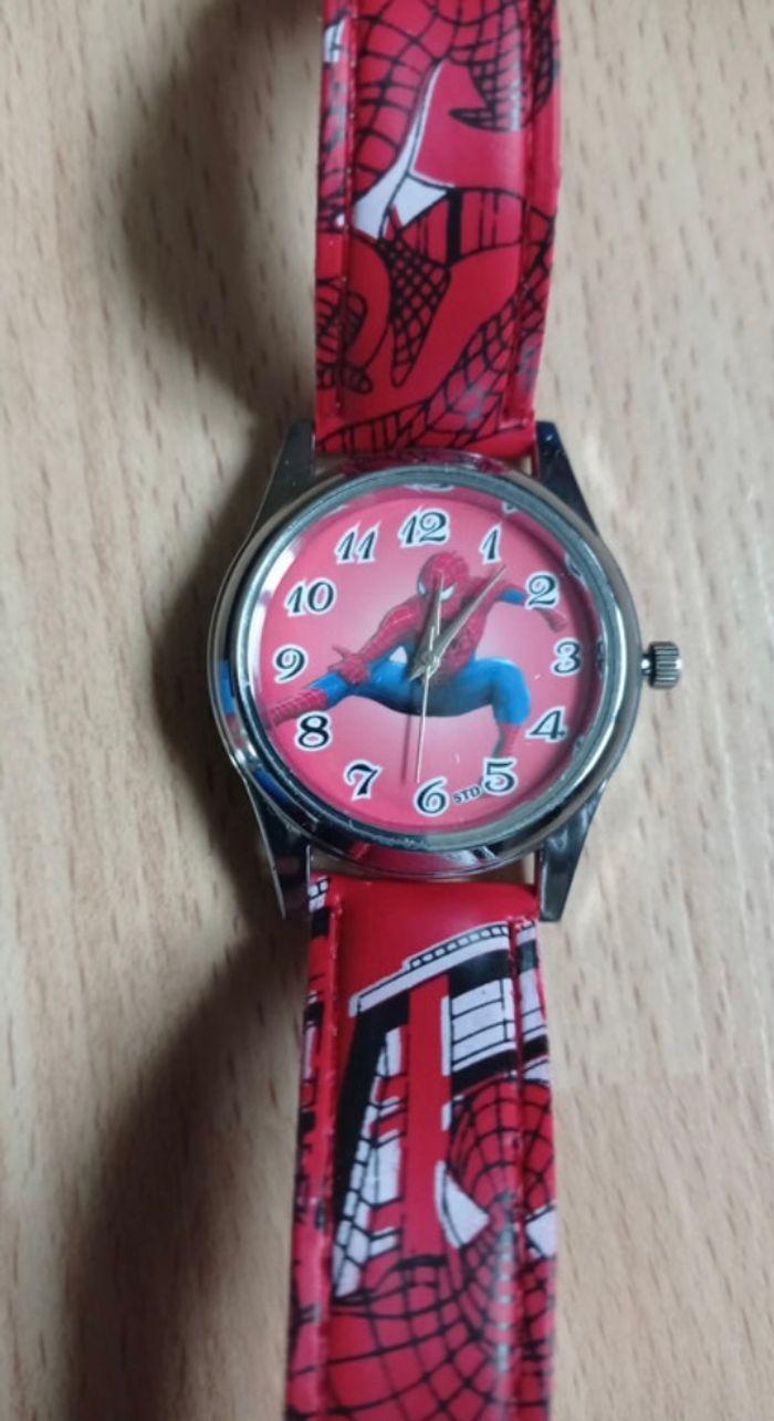 Coffret Montre spiderman Rouge - photo numéro 2