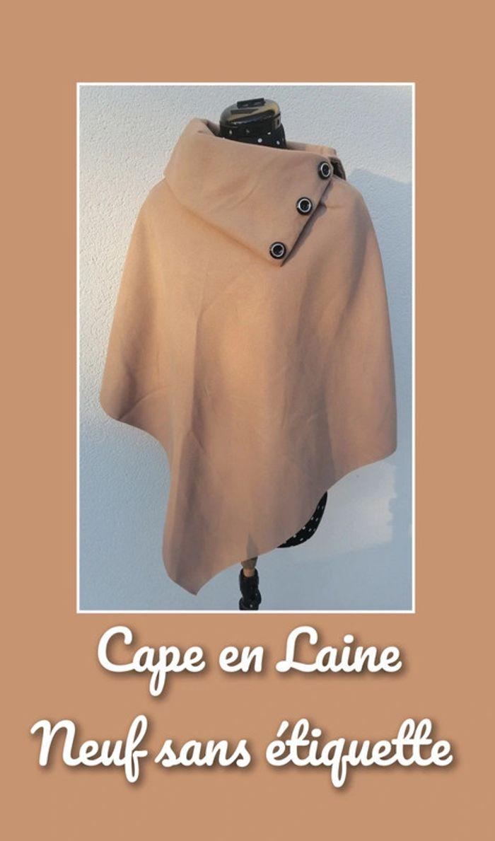 Cape en laine beige Taille Unique - photo numéro 1