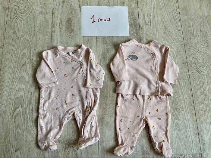 Lot pyjamas 1 mois - photo numéro 1