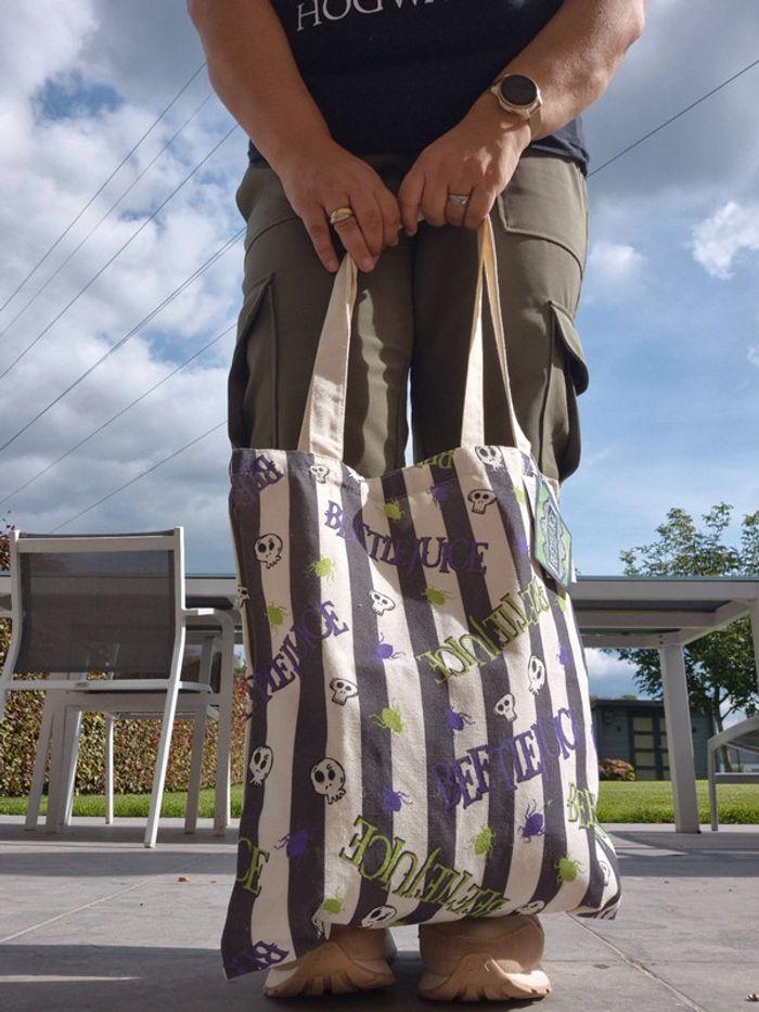 Totebag Beetlejuice - photo numéro 1