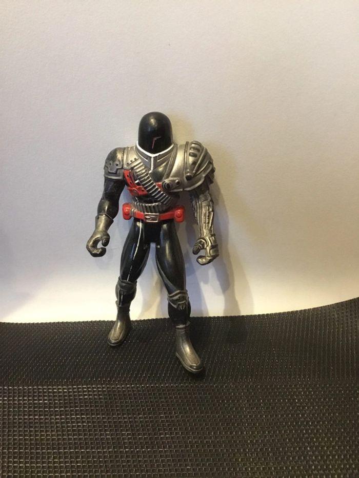 Figurine VR Troopers Dark Heart 12cm Saban Kenner 1994 - photo numéro 1