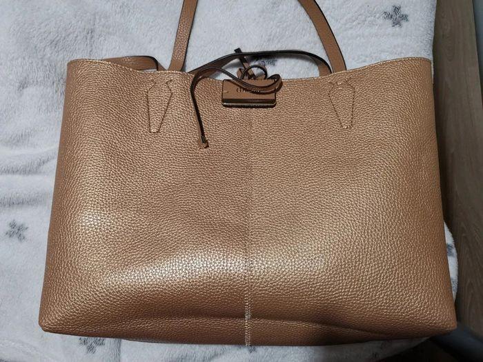 Sac + pochette Guess - photo numéro 5