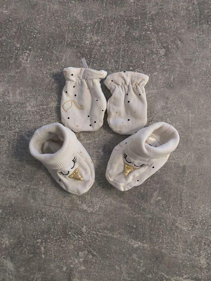 Chaussons et mouffles naissance - photo numéro 2