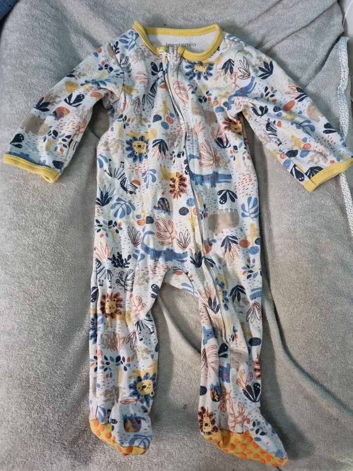 Lot de 2 pyjamas 6 mois - photo numéro 1