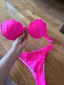 Maillot de bain 2 pièces rose fluo