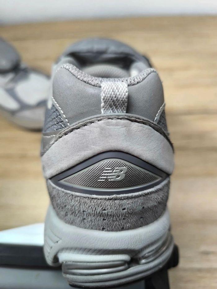 Baskets New Balance 2002r grises grey pocket pointure 42 très bon état sans boîte - photo numéro 12