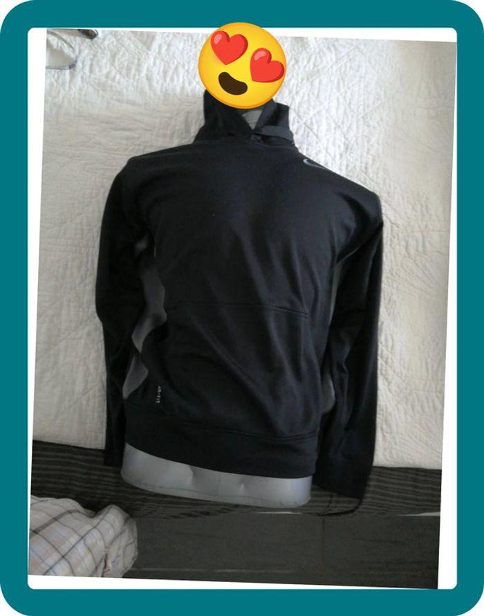 Pull à capuche noir Nike taille xl - photo numéro 1