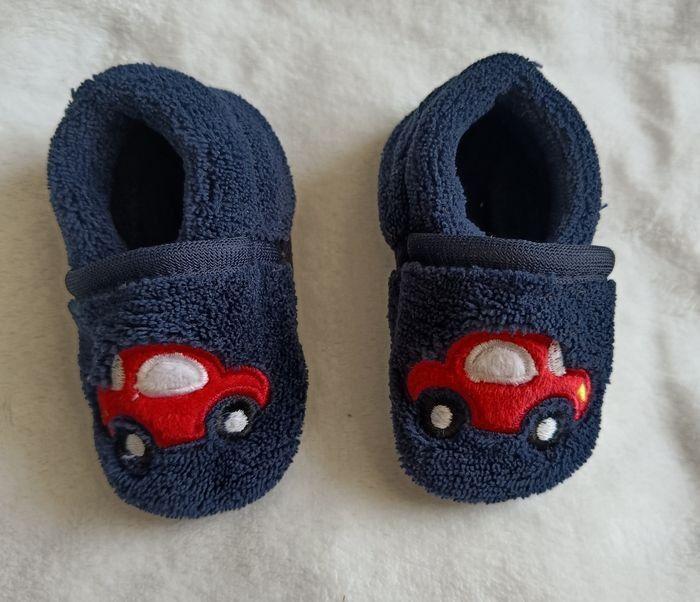 Chaussons bébé (3-6 mois) - photo numéro 1