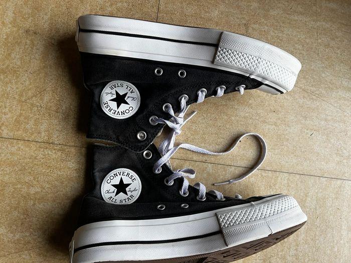 Converse montante hiver 37 bon état avec ses imperfections - photo numéro 1