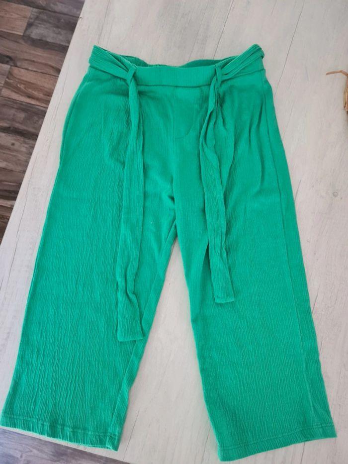 Pantalon vert - photo numéro 1