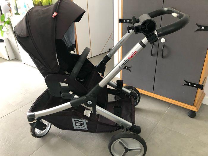 Poussette double + cosy + bases isofix - photo numéro 3