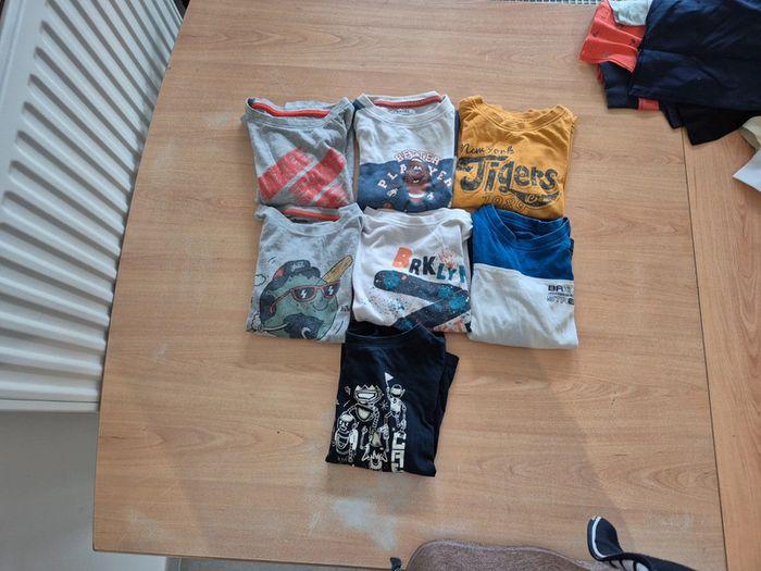 Lot de 7 tee shirts manches longues 4ans - photo numéro 1