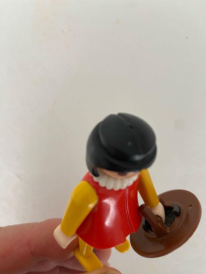 Figurine Playmobil 1974 avec bouclier - photo numéro 3