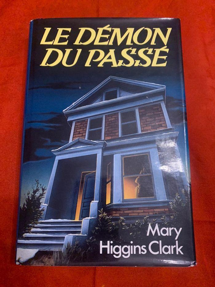 Livre « Le démon du passé »Mary Higgins Clark - photo numéro 1