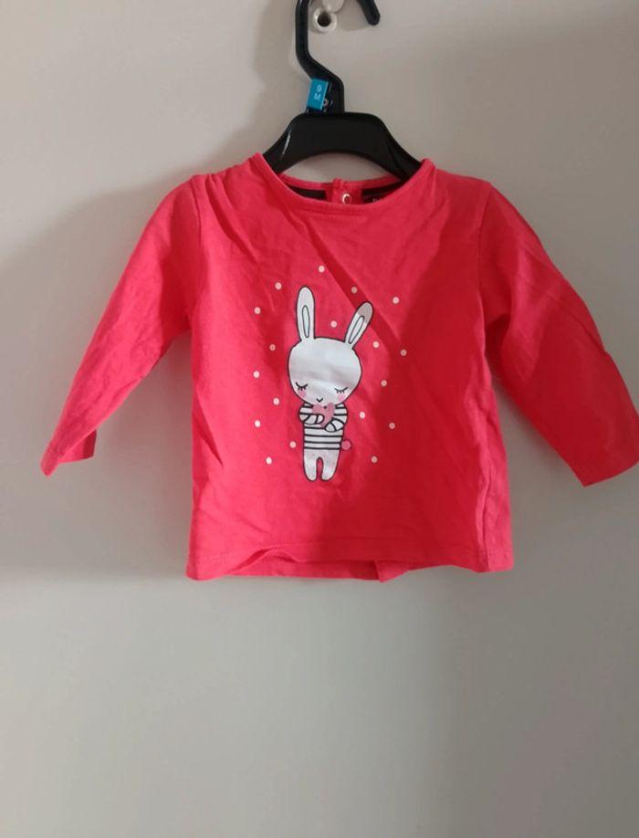 Jolie sous pull rouge avec lapin - photo numéro 1