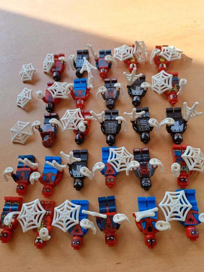 Lot de figurines Lego Spiderman Venom - photo numéro 4