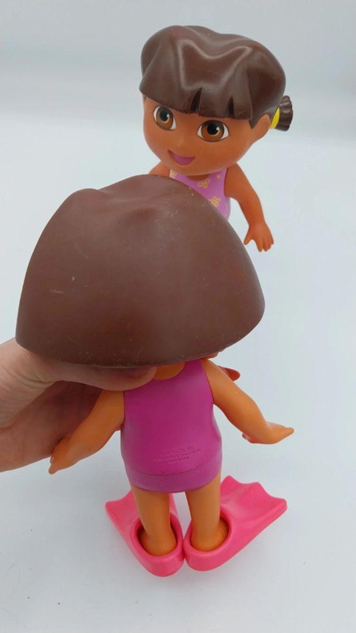 Poupées figurines dora l'exploratrice pour bain ou piscine - photo numéro 11