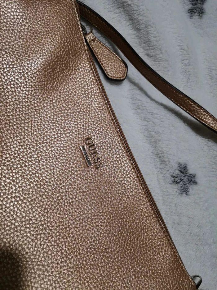 Sac + pochette Guess - photo numéro 8