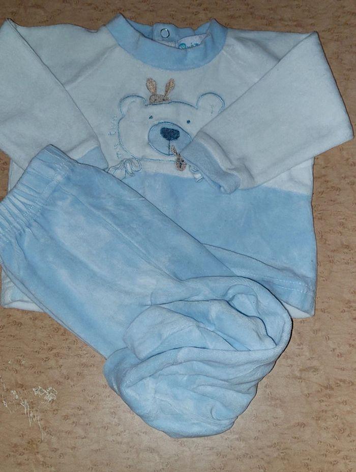 Petit pyjama bébé - photo numéro 1