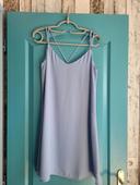 Robe bleu lilas