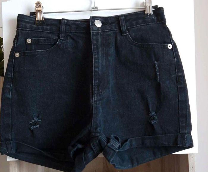 Short  en  jean  noir - photo numéro 2