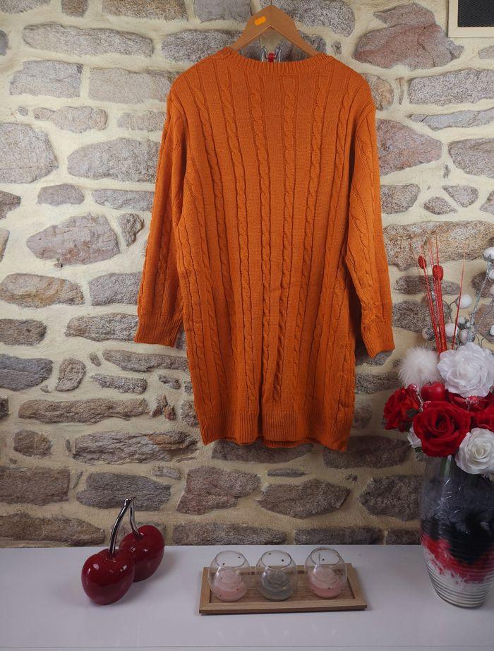 Robe pull en tricot couleur camel roux Femme taille 52 marque Boohoo 🍓 - photo numéro 3