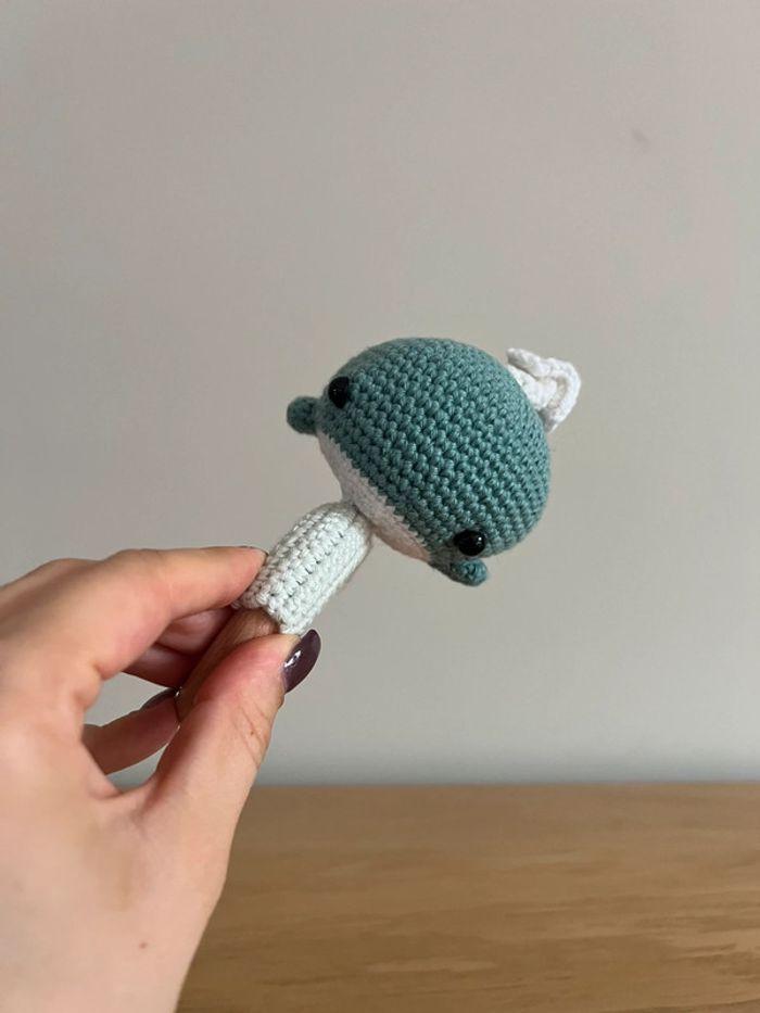 Hochet au crochet baleine - photo numéro 3