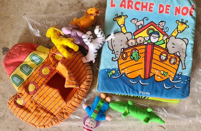 Arche de Noé peluche et livre