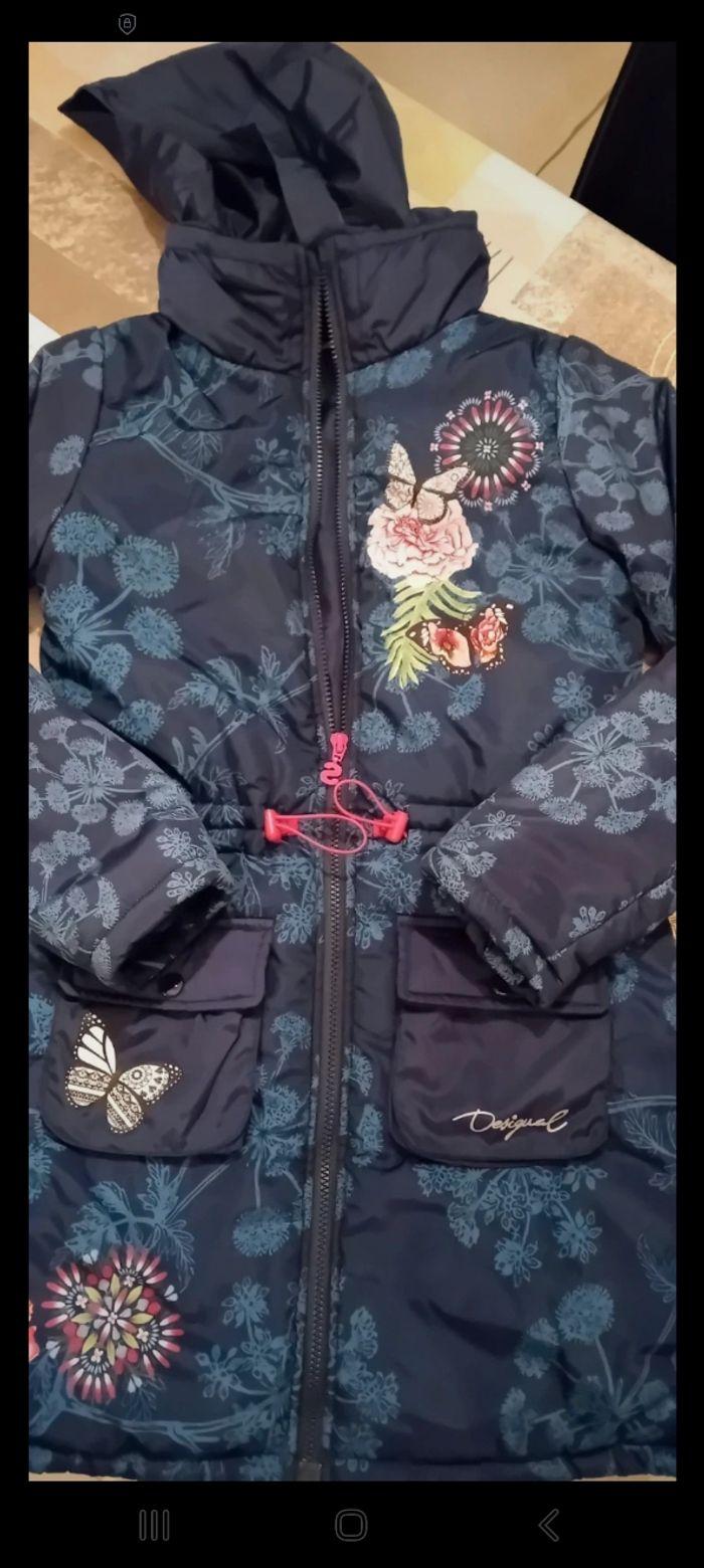 Blouson Desigual 11-12 ans, comme neuf, aucune marque d'usure, porté 3 fois. - photo numéro 1