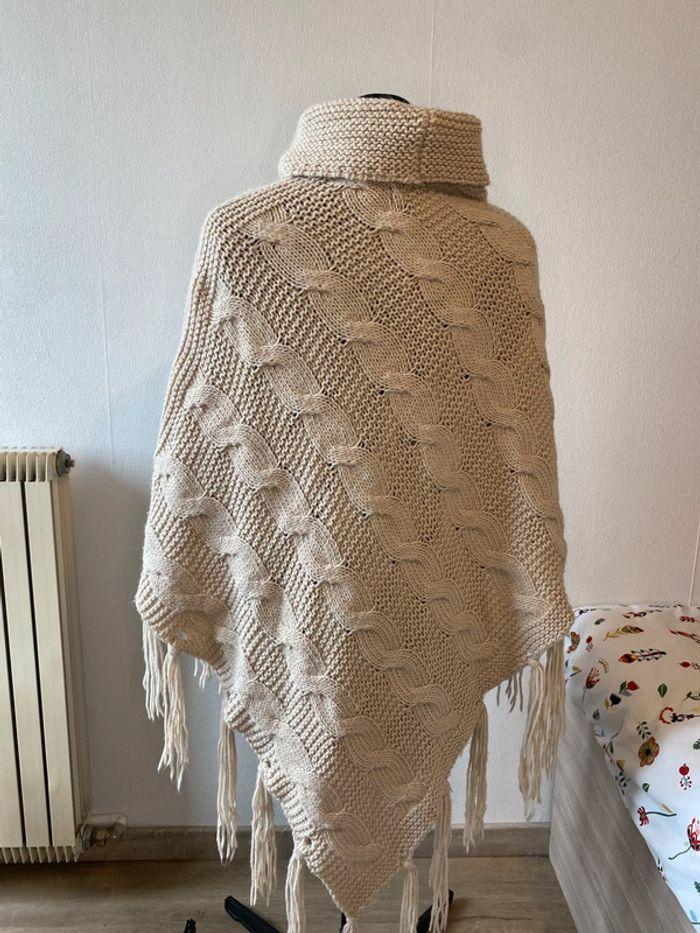 Poncho en maille tressée crème Dandara taille L / 40 - photo numéro 2