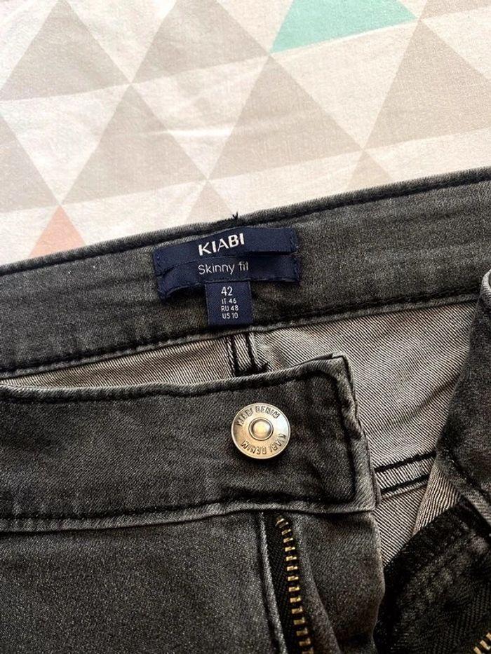 Jean skinny gris foncé • Taille 42 • Kiabi - photo numéro 4