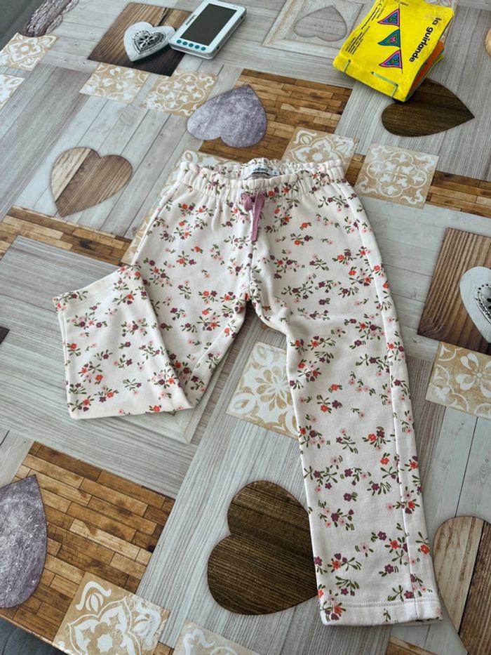 Pantalon fleuri 3 ans - photo numéro 1