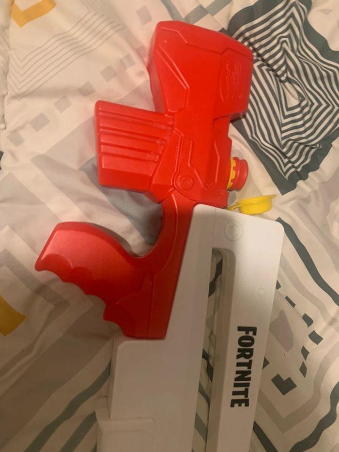 Hasbro NERF Pistolet à eau Super Soaker Fortnite burst AR - photo numéro 5