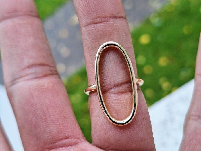 Bague ovale ouverte Doré, avec un design simple et Minimaliste, Ajustable - photo numéro 5