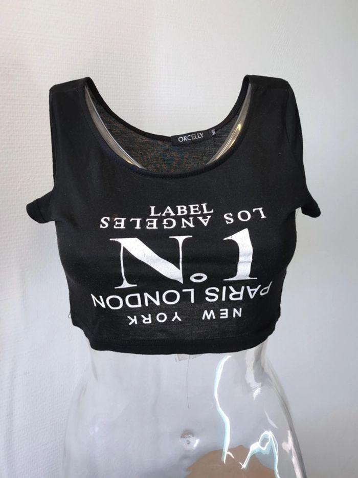 👕 Crop top noir - photo numéro 1