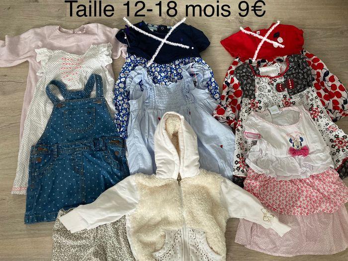 Lot vêtements bébé fille 12-18 mois