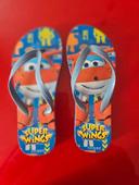 Tong Super Wings