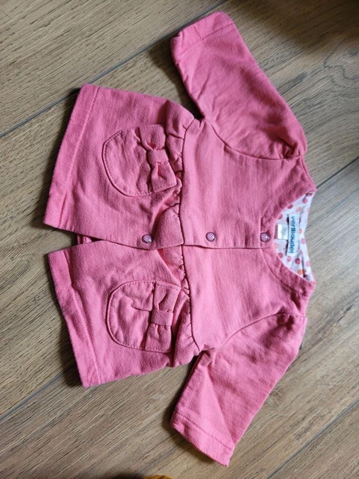 Ensemble petite salopette short avec gilet rose 1 mois - photo numéro 2