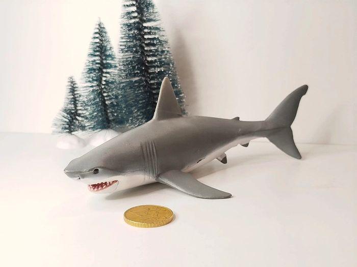 Figurine grand requin blanc Papo - photo numéro 1