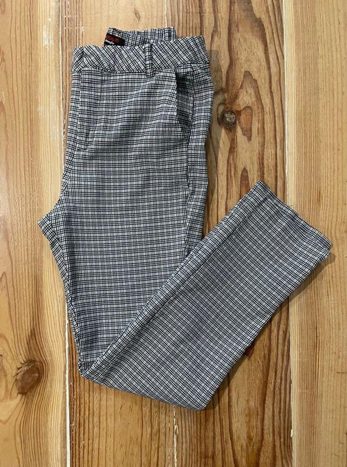 Pantalon à carreaux Jennyfer taille 36 - photo numéro 1