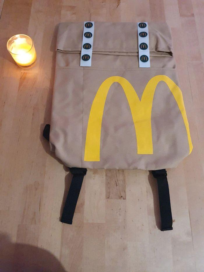 Sac mcdo beige jaune vert blanc et noir - photo numéro 1