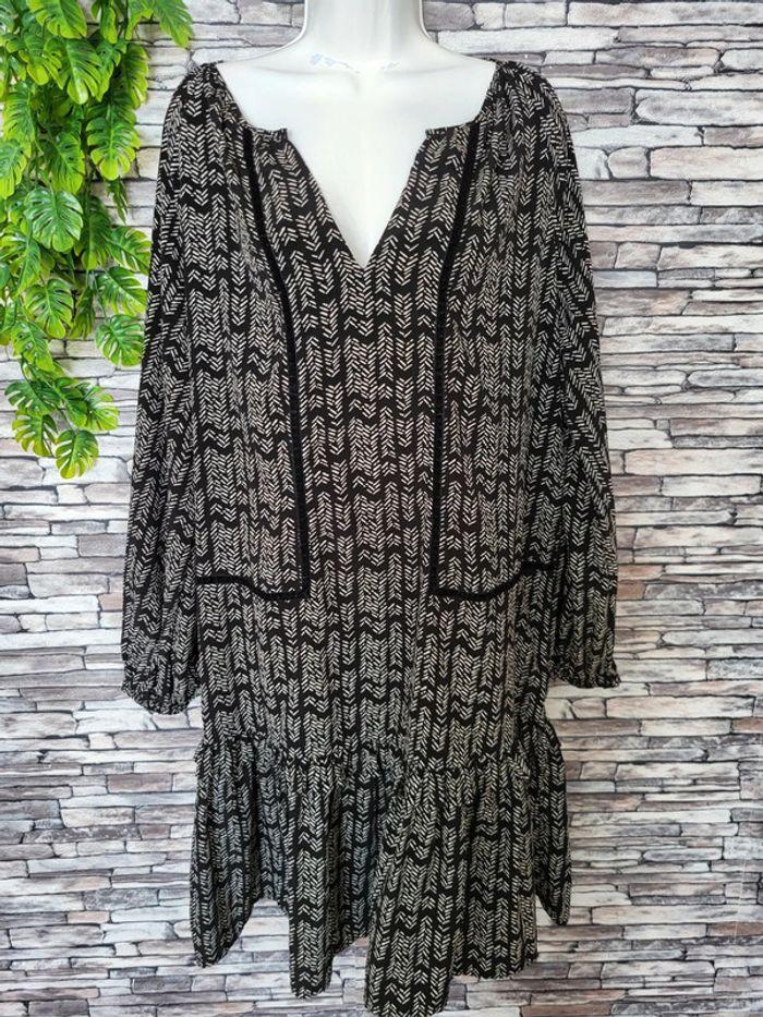 Robe imprimé noir blanc kiabi taille 48 - photo numéro 2