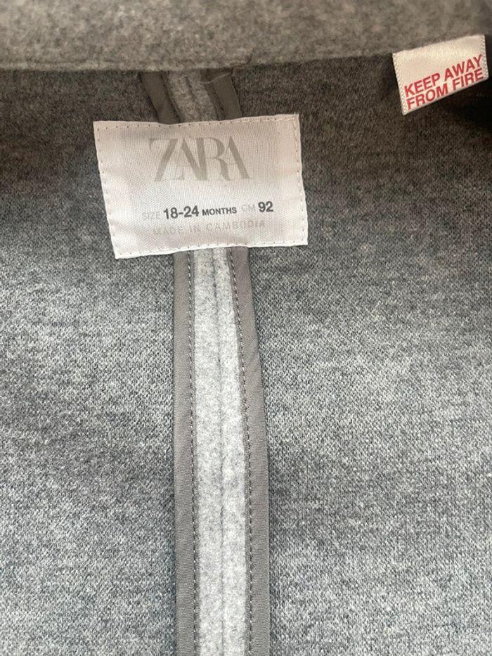 Manteau Zara gris taille 18/24 mois - photo numéro 2