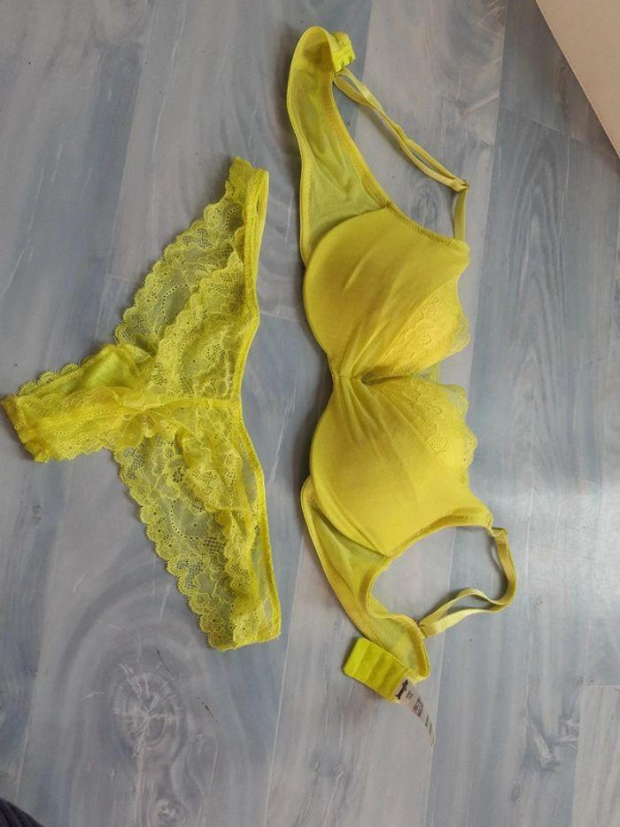 Soutien-gorge Jennyfer jaune fluo - photo numéro 6