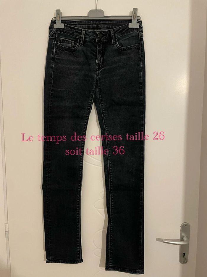 Jean bleu foncé extensible strass au poche taille basse slim le temps des cerises taille W26 soit 36 - photo numéro 1