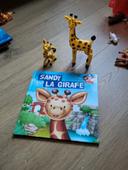 Sandy la girafe + 2 figurines