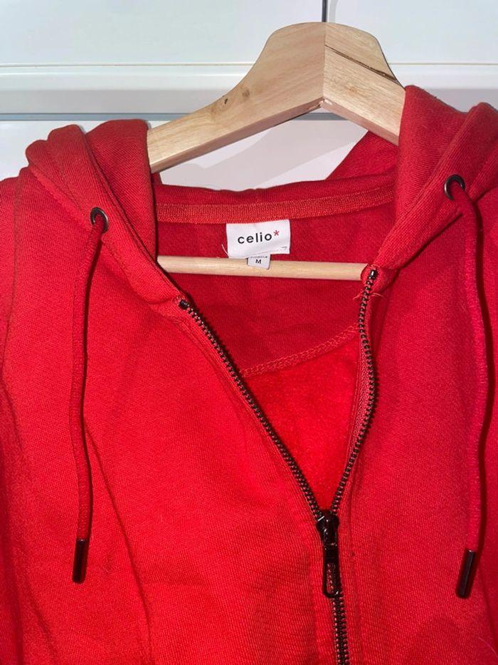 Sweat zip rouge Celio 🍎 - photo numéro 3